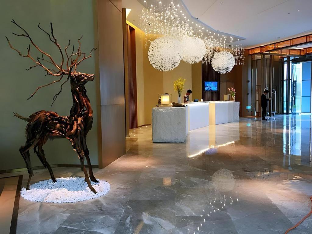 Royce Hotel שנג'ן מראה חיצוני תמונה